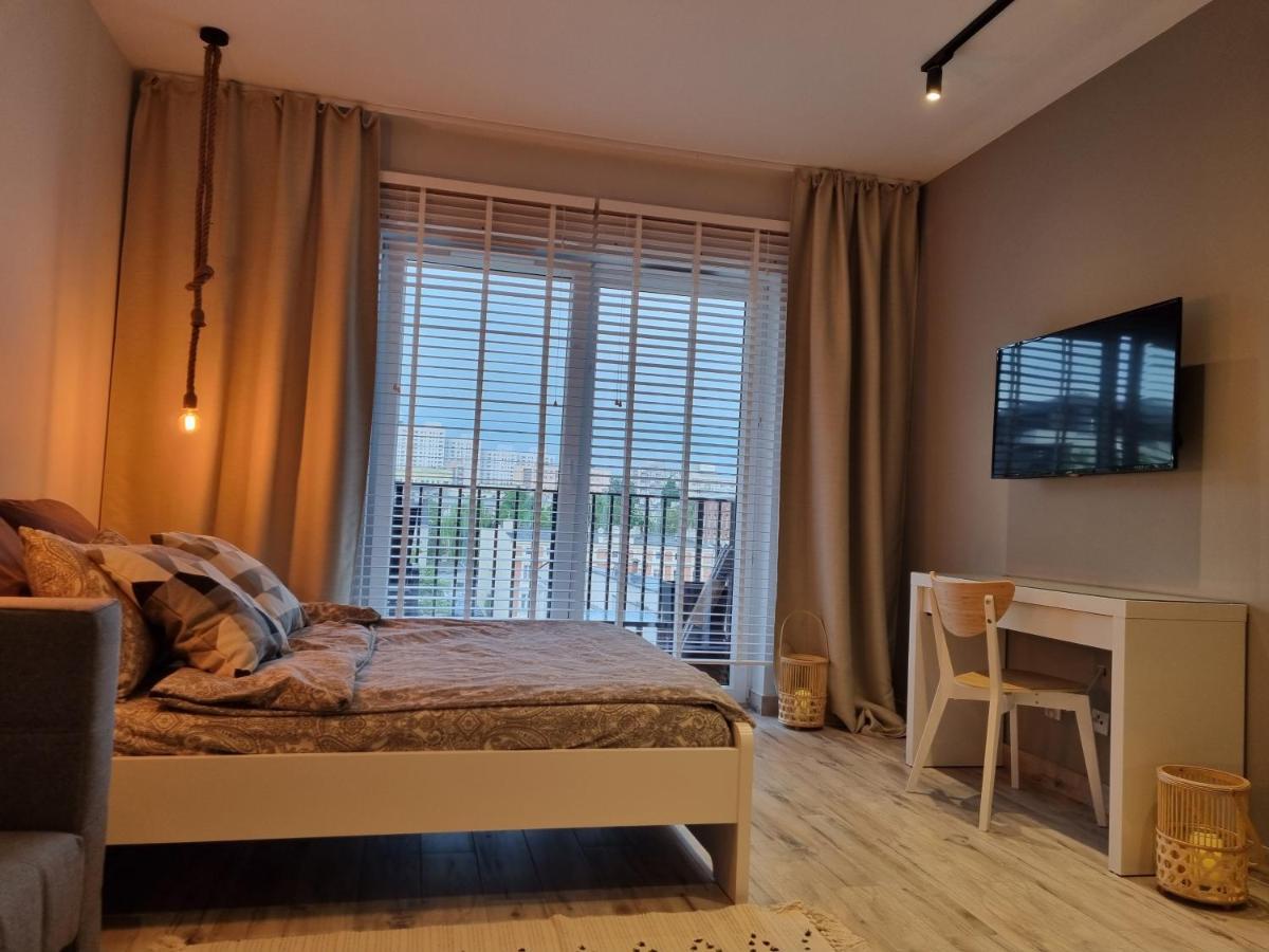 Apple Apartments - Gdanska Prywatne Miejsce Parkingowe 罗兹 外观 照片